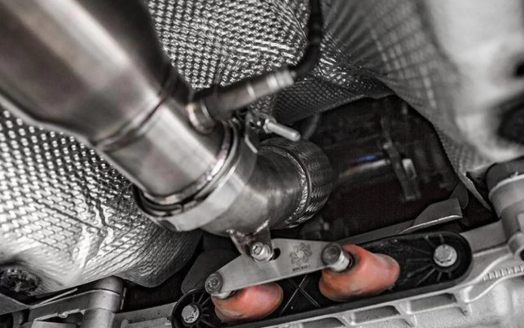 Ontketen de Kracht van uw Auto met Downpipes van ASH Performance